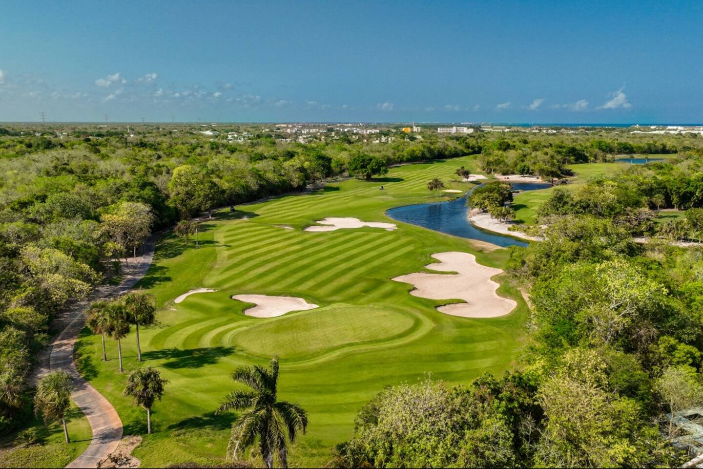 Corasol Golf • Beach Club • Pools • Hot Tubs • Gym photo 28