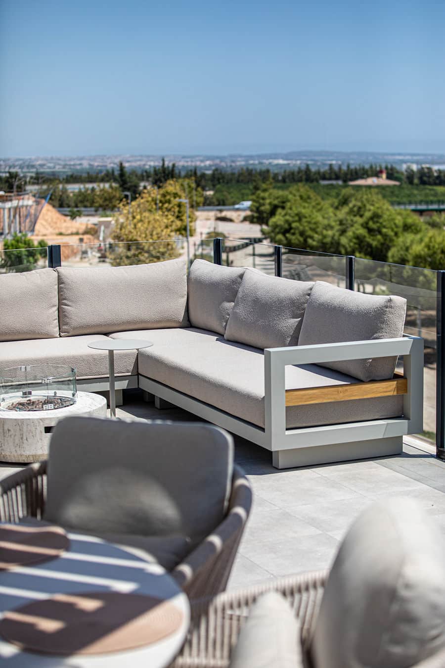 Heerlijke loungehoek met vuurtafel, geweldige plek!