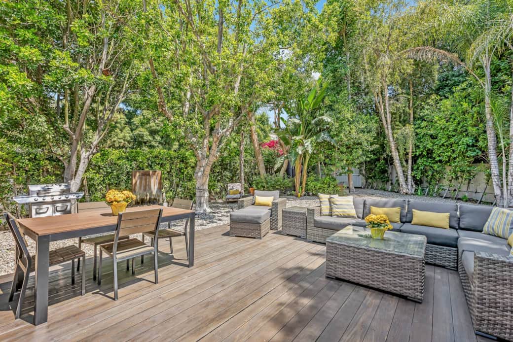 Complete with a spacious paved patio area perfect for outdoor relaxation, dining, or entertaining.