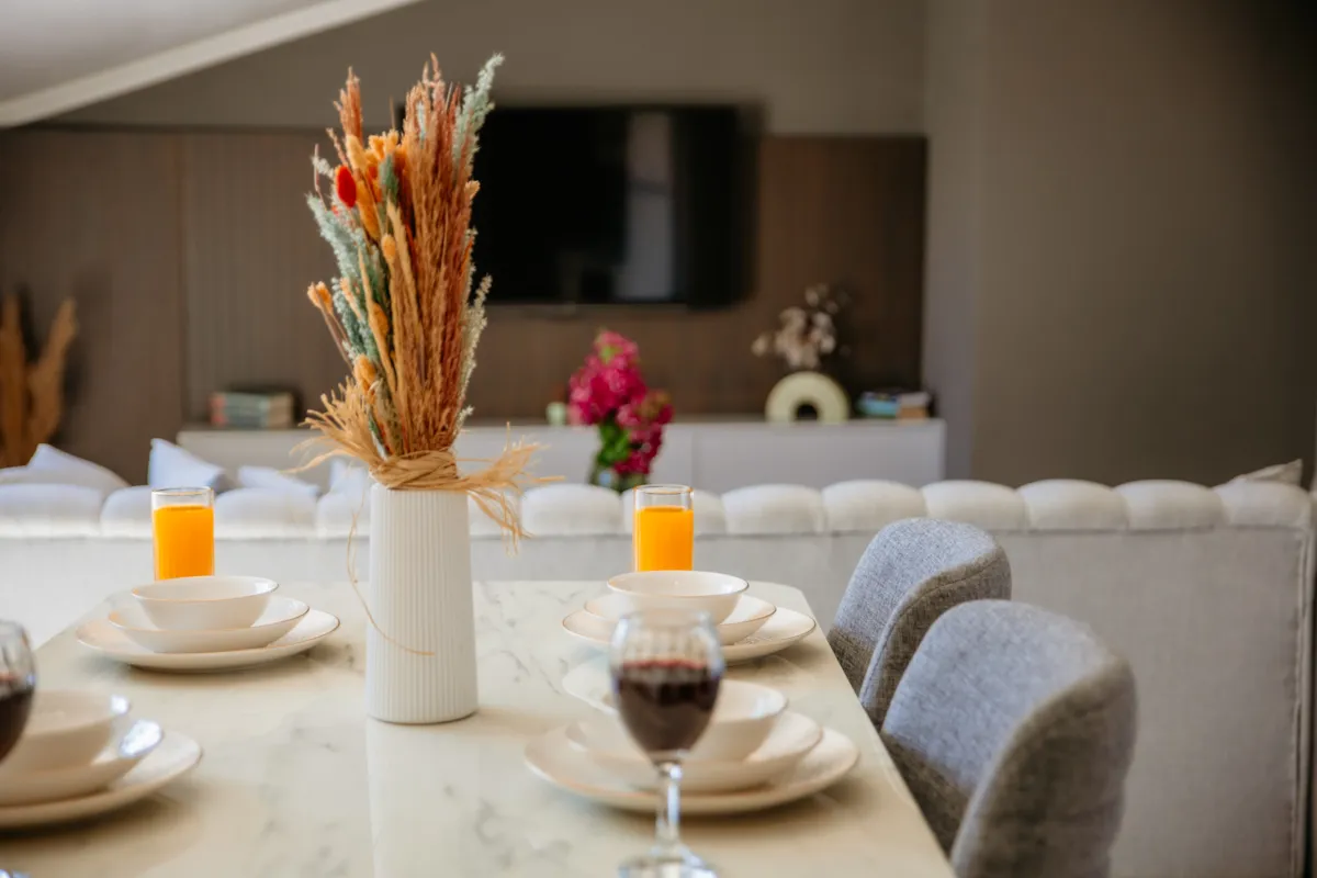 dining table