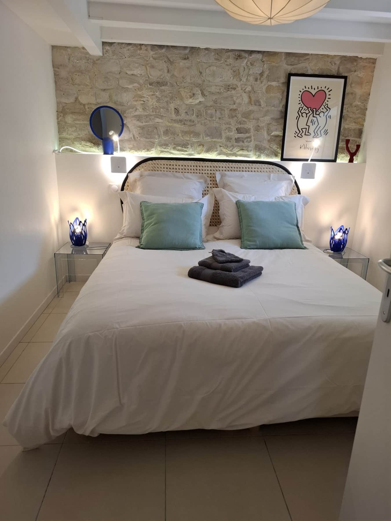 Chambre 2 rez de chaussée.jpeg