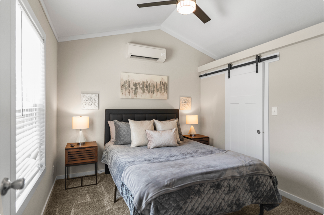 Queen size bed