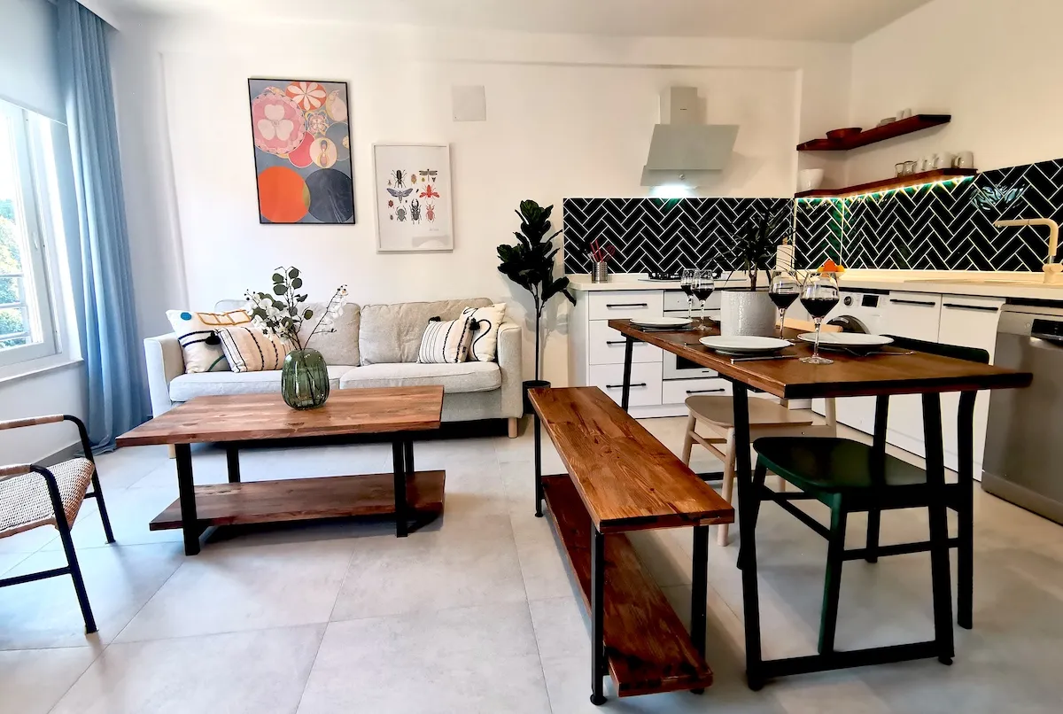 Guney suites flat no1 by villa safiya-2