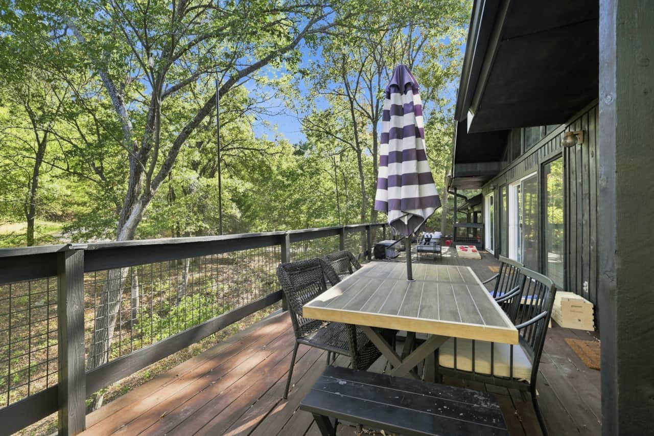 Outside Dinning 