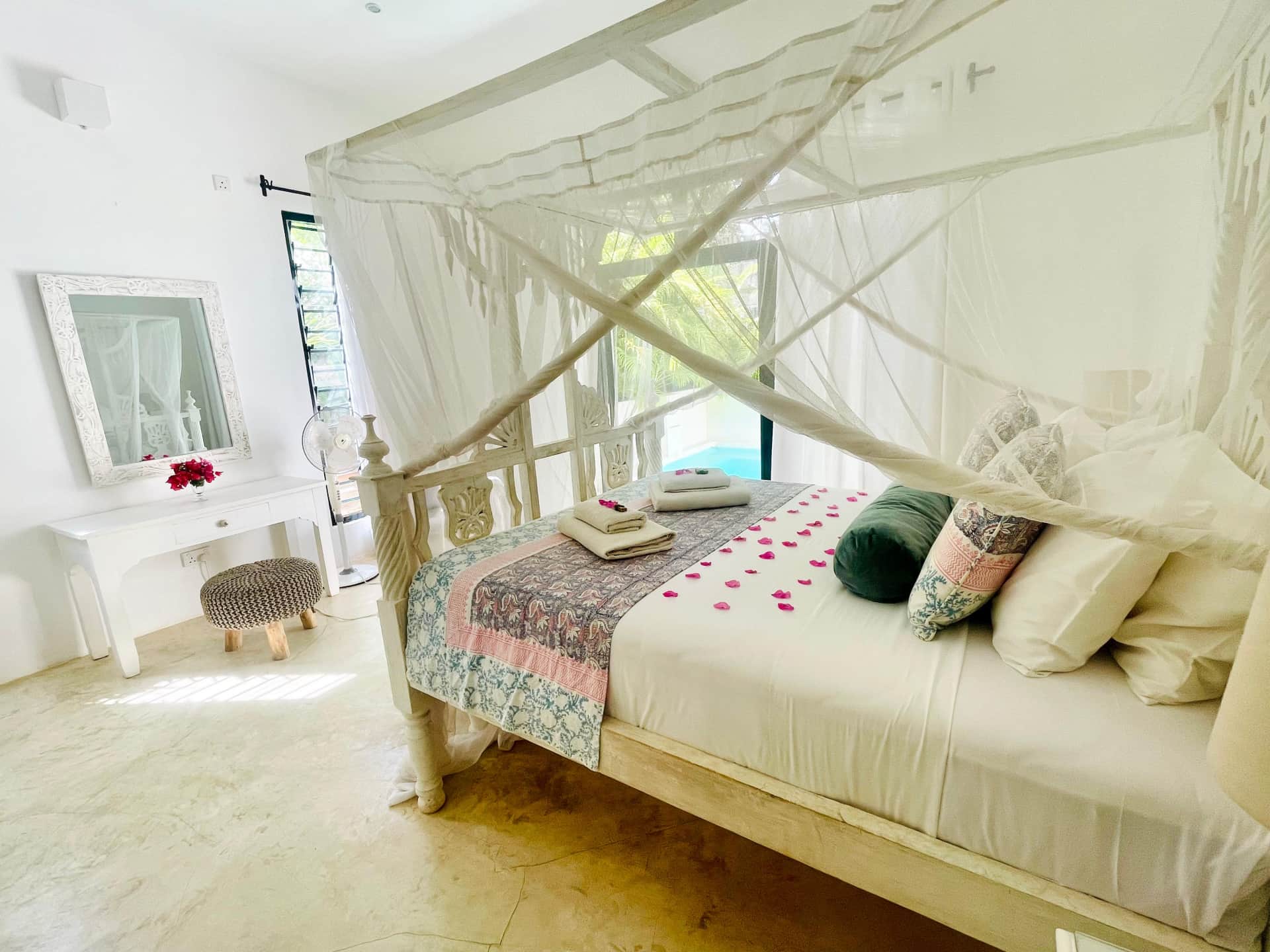Cashewnut Villa Bedroom.jpg