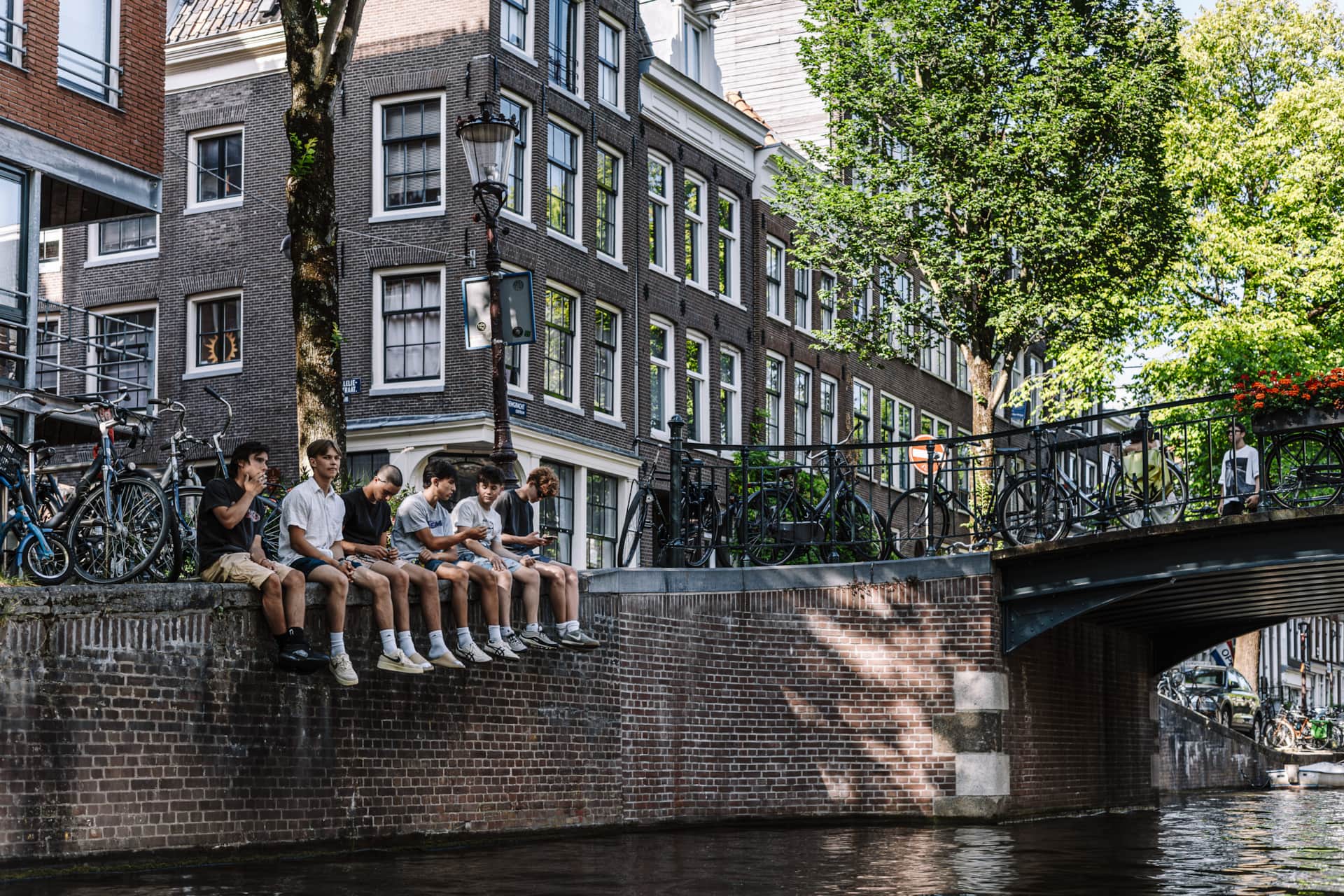 Interieurdetail van het Amsterdamse woonbootverblijf