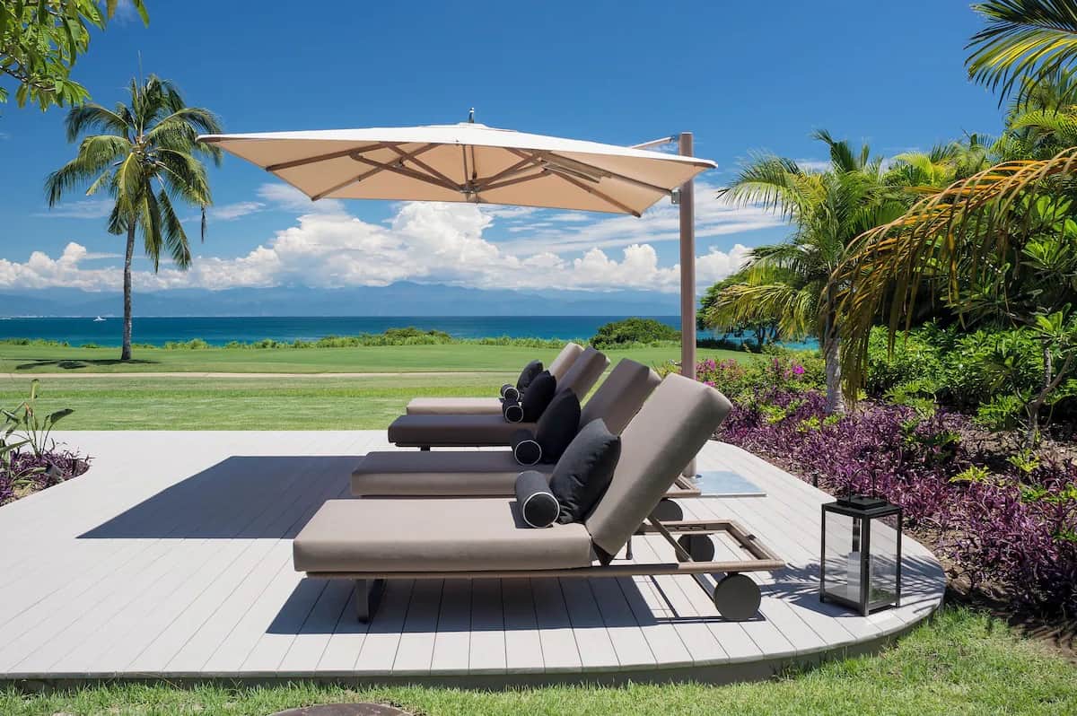 Outdoor Lounge Area
