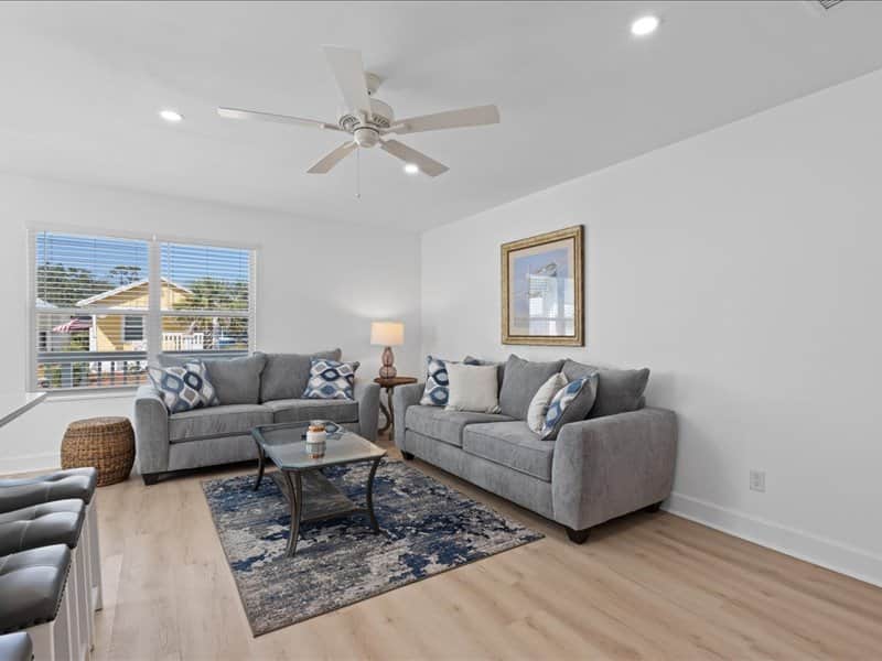 Living Area Living Area