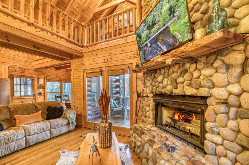 Great access to the porch for easy access