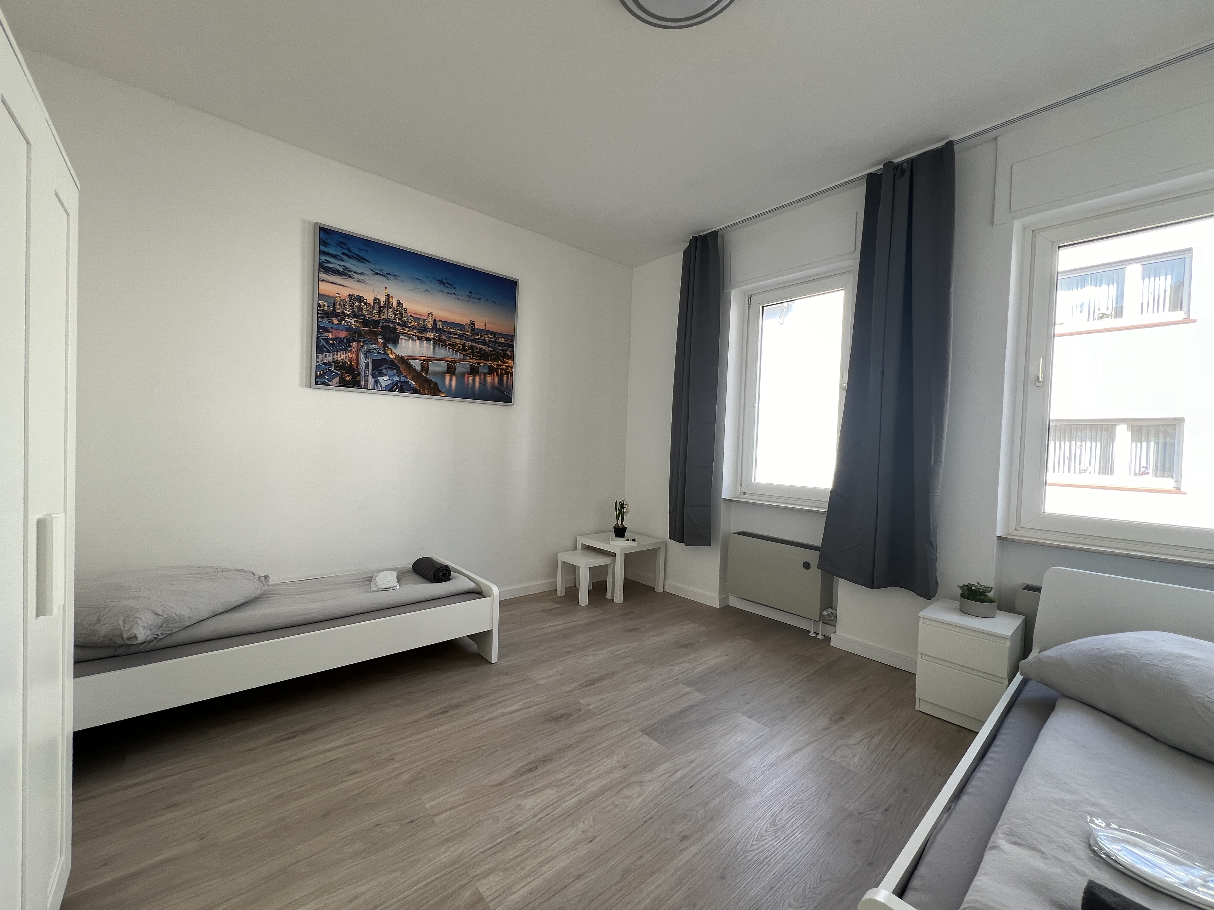 Modernes Apartment Offenbach — 2 Schlafzimmer – Foto 3