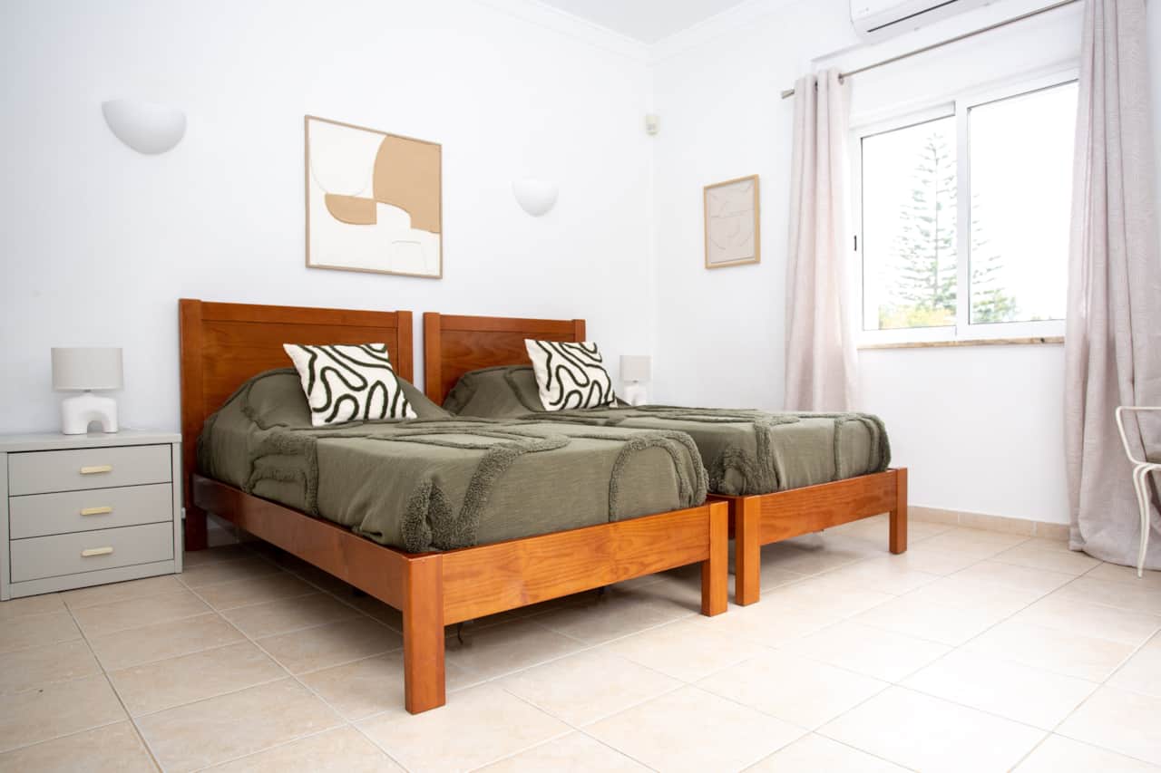 Twin Room 