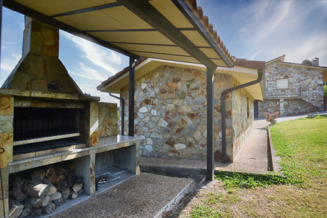 3 Cademancio bbq