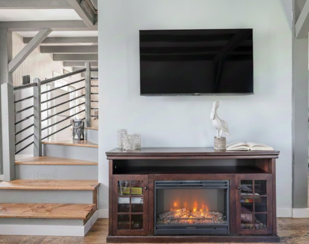 50" TV with streaming channels, electric fireplace and loads of board games, puzzles, arts & crafts