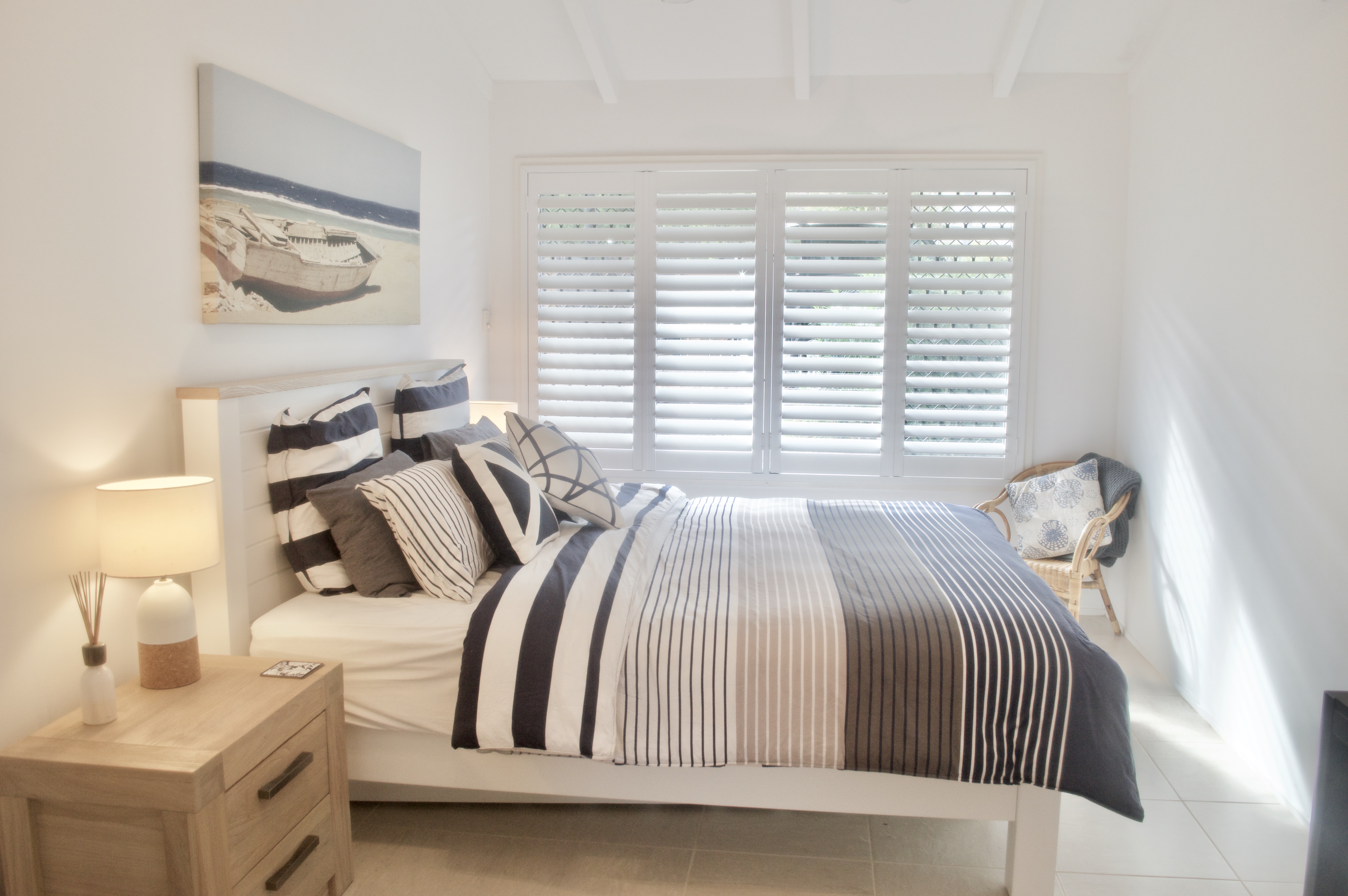 Master bedroom - King Bed, Ensuite, Aircon, TV