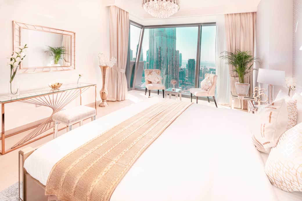 Pet04826 1 optimized