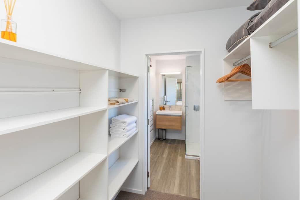 Ground floor walk in wardrobe and private ensuite.