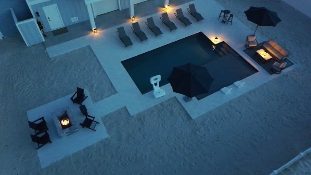 New Saltwater Heated & Chilled Pool and Firepit