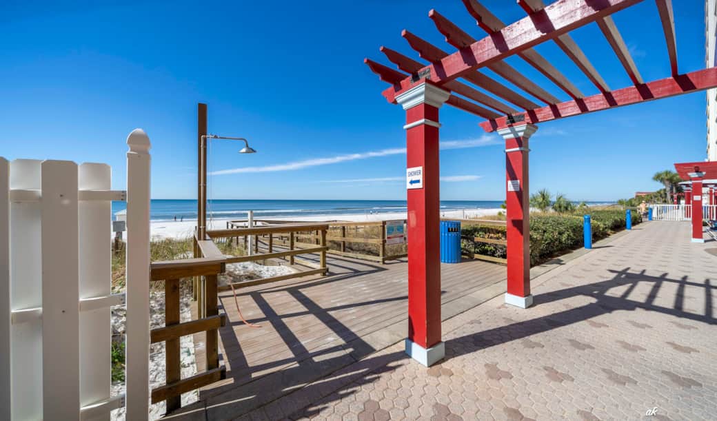 Panama city beach oceanfront condo boardwalk beach access majestic resort