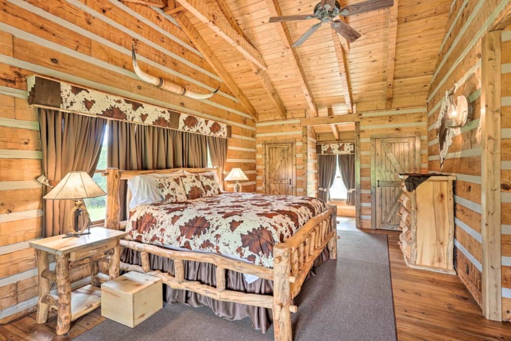 King Bedroom...say moooooo