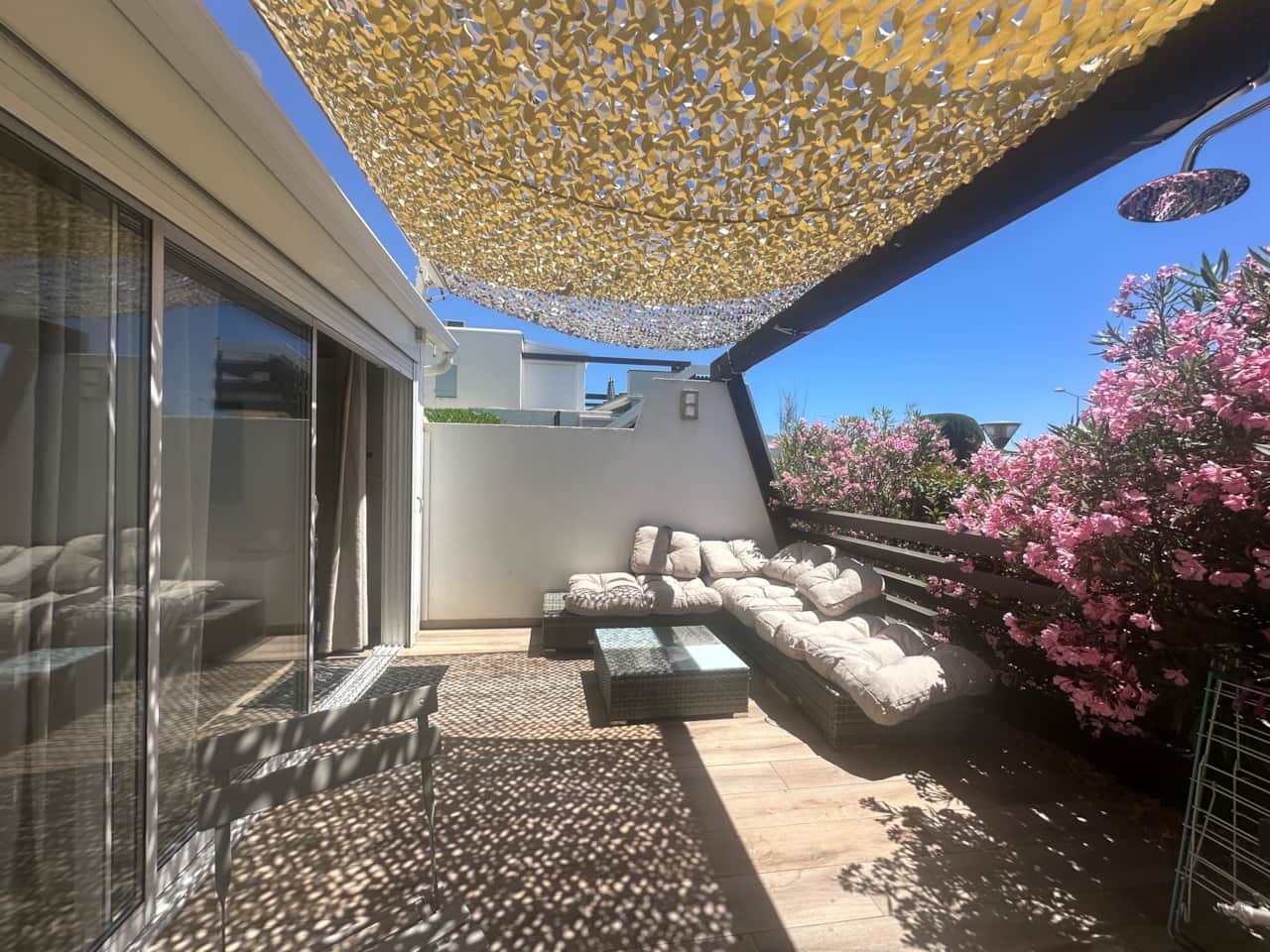 PN 170 Terrasse vitrine