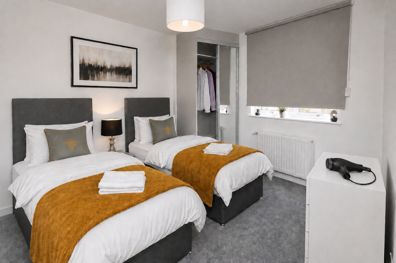 Master Bedroom as Two Singles