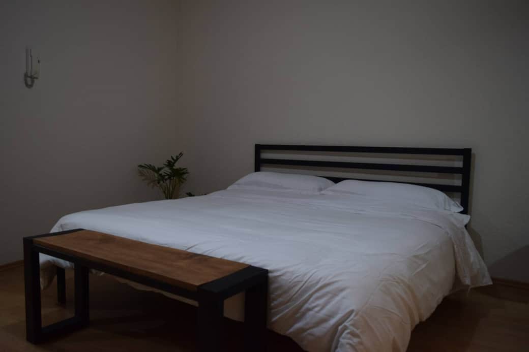 Recámara 1, cama King Size.