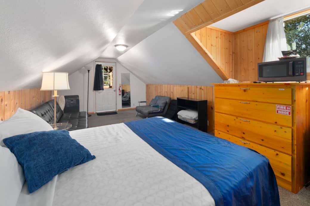 Loft 14 bed