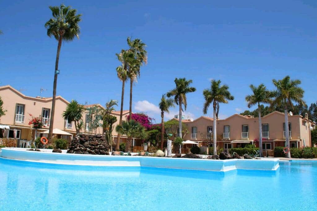 GRANDE PISCINA