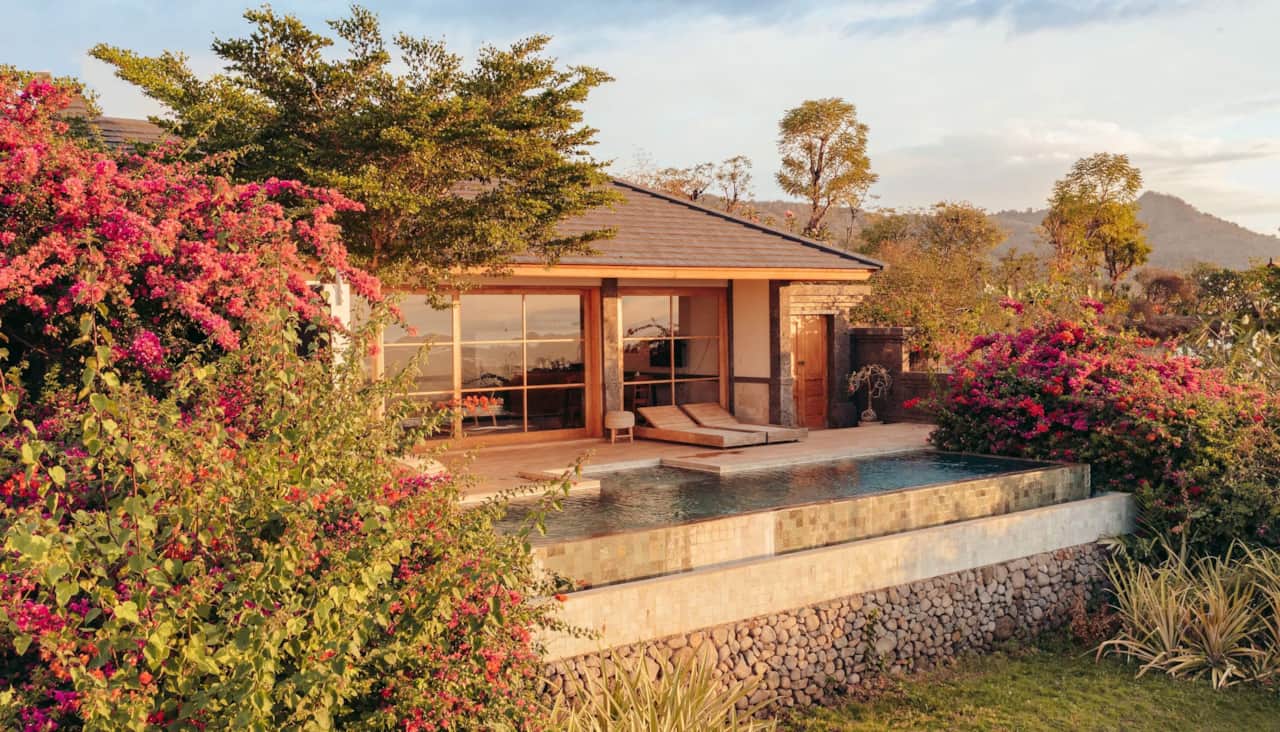 Asmara1-bali-sumberkimahill-villa 