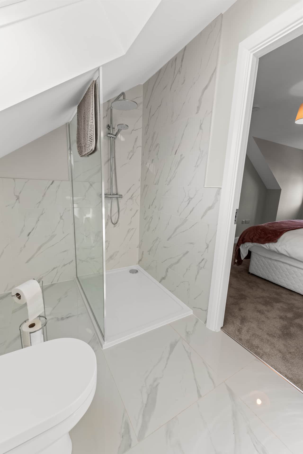 Ensuite Bedroom 1
