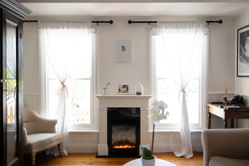 Pickett's Cottage. The lounge is cosy and inviting, perfect for curling up together with a good bottle of wine after a day exploring town. Everything is thoughtfully set up so you can truly switch off and enjoy each other's company. Pickett's Cottage. The lounge is cosy and inviting, perfect for curling up together with a good bottle of wine after a day exploring town. Everything is thoughtfully set up so you can truly switch off and enjoy each other's company.