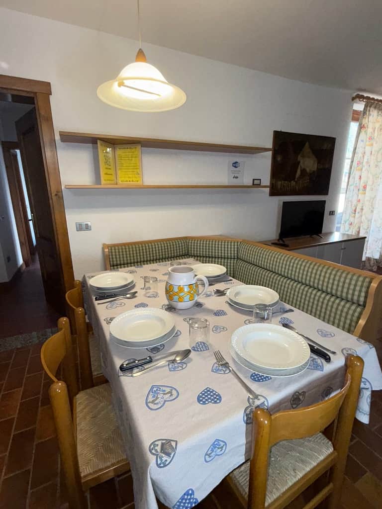Tavolo da pranzo Tavolo da pranzo