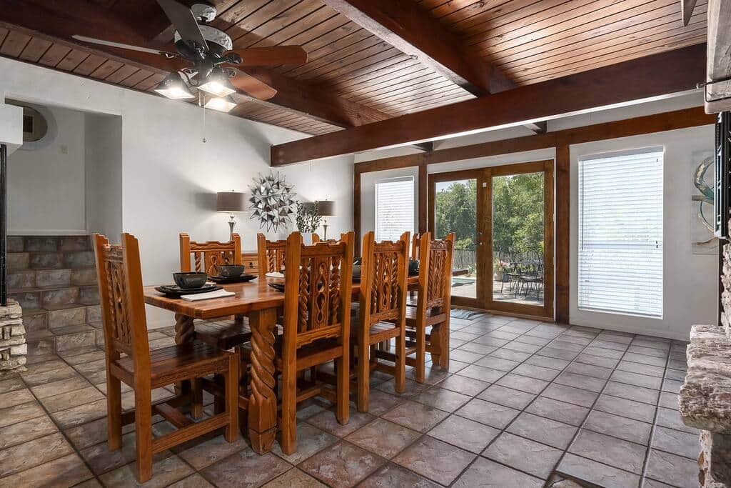 Dining room Dining room