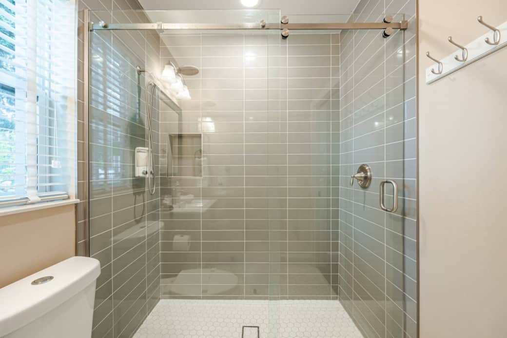 Retreat en-suite 2 Retreat en-suite 2