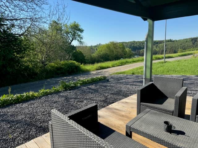 Wagenhausen eifel duitsland vakantiehuis groen terras
