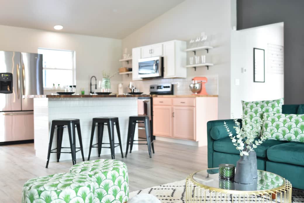 Eat-In Kitchen