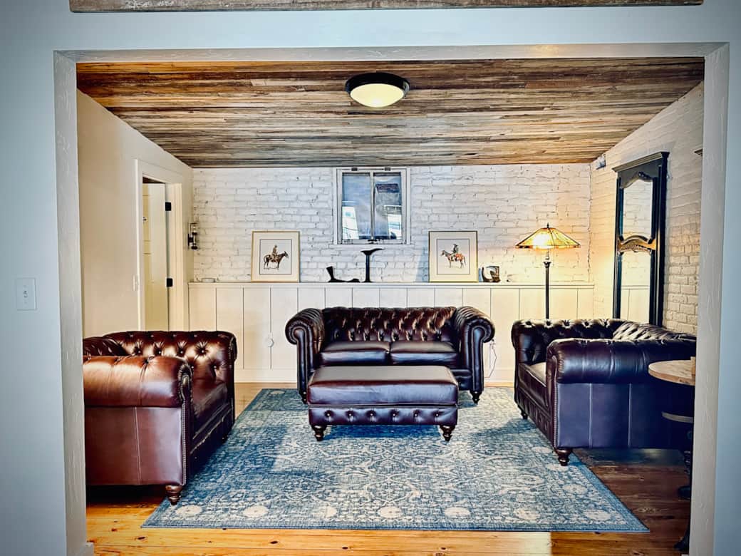 Lower Level Sitting Area