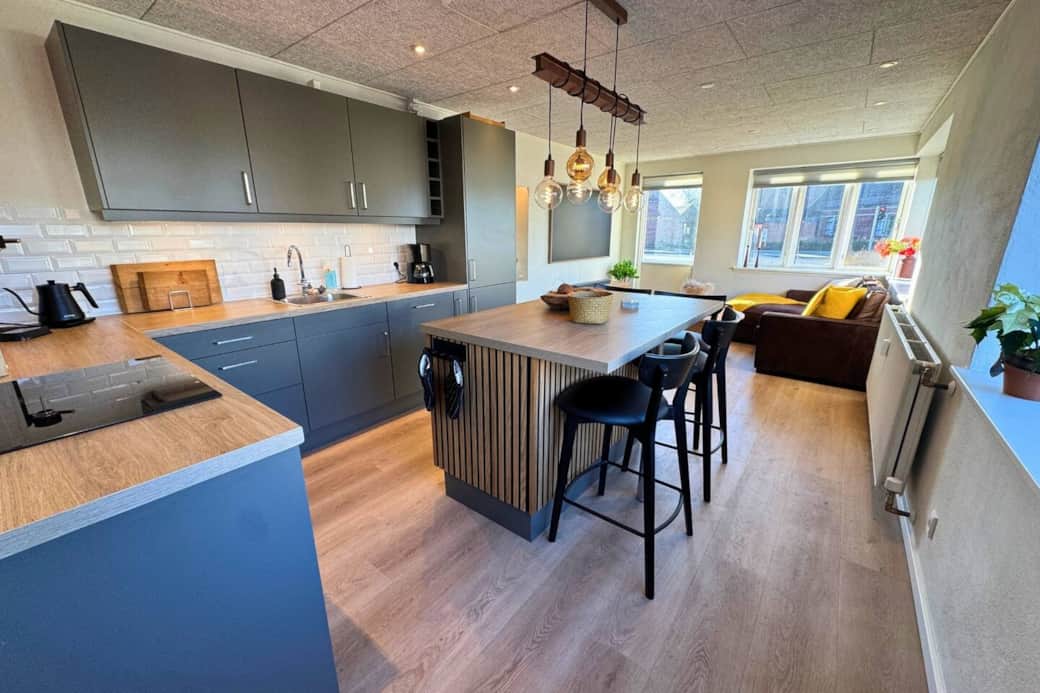 Kitchen and Dinning Area