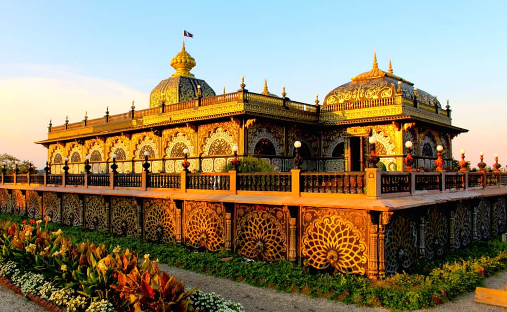 Palace of Gold at sunset 