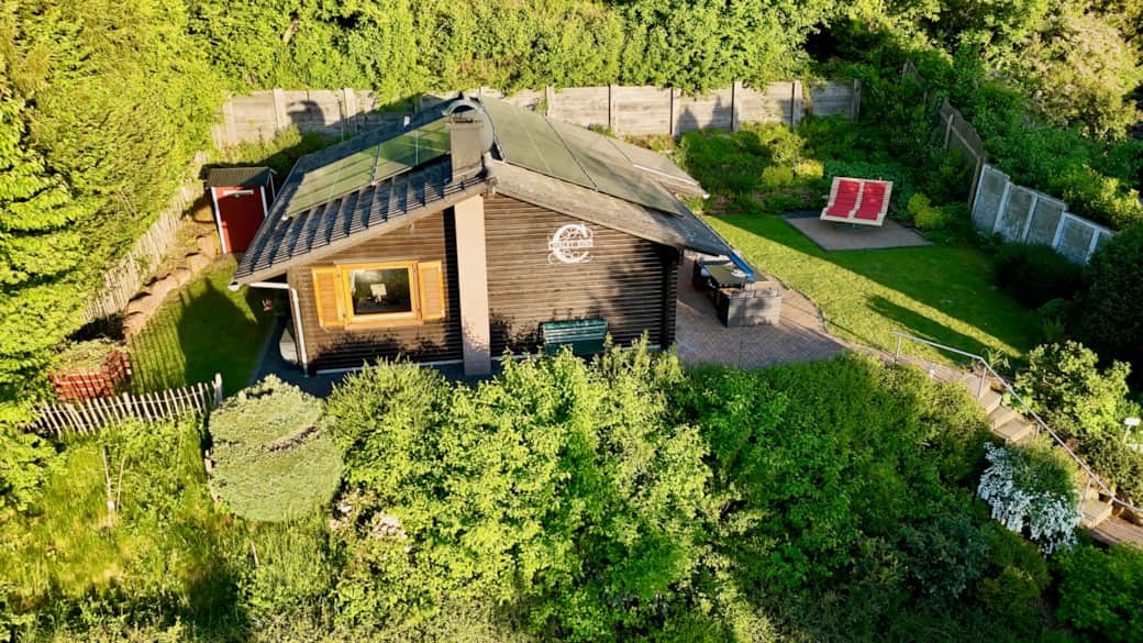 CHALET EINS gesamtes Grundstück