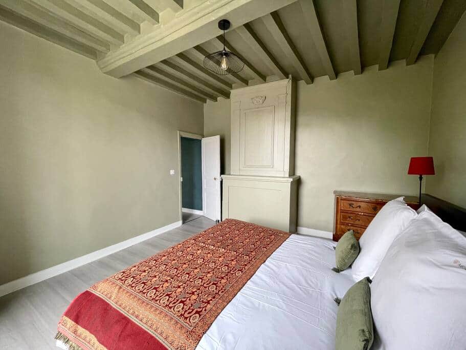 1st bedroom