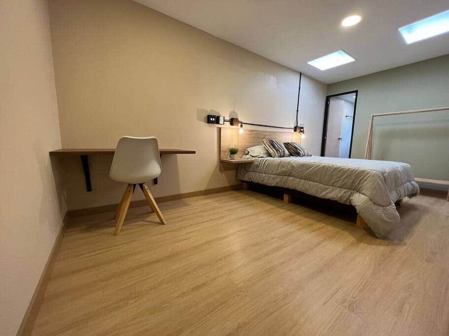 Hospedaje con escritorio en Medellín