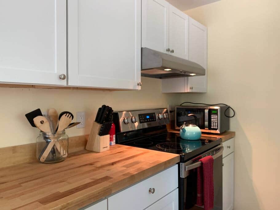 Kitchen Counter Left