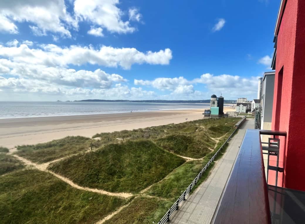 Views over Swansea Bay to Mumbles Head Views over Swansea Bay to Mumbles Head