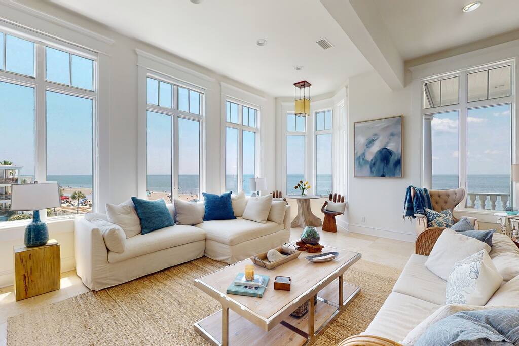 The Golden Fish – Luxury Oceanfront Condo on St. Simons — Saint Simons Island, Georgia