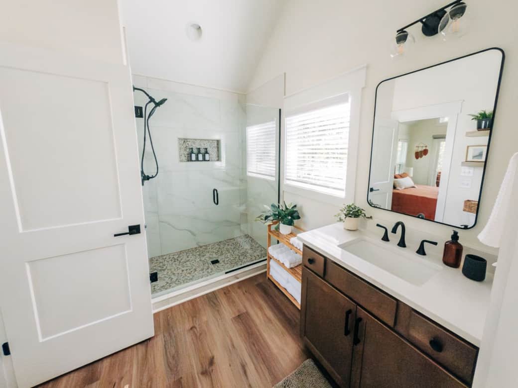 Upstairs Master Bathroom