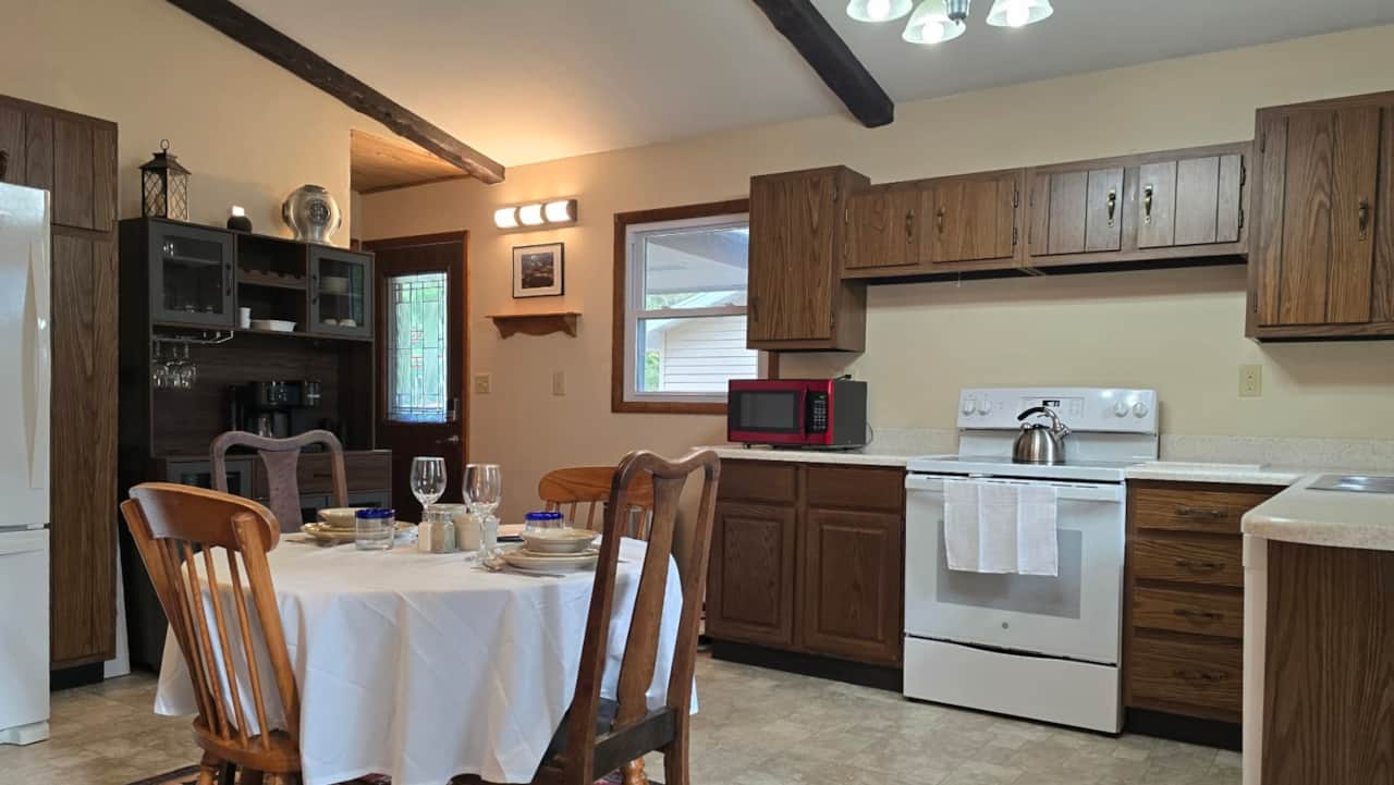 Eat in Kitchen