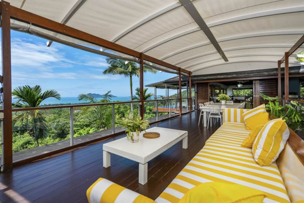 1. Stus Lookout - Alfresco entertaing 1. Stus Lookout - Alfresco entertaing