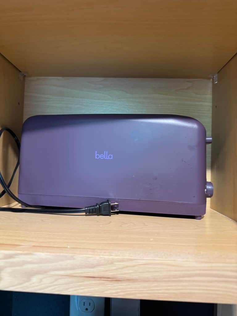 Toaster for bagels or bread