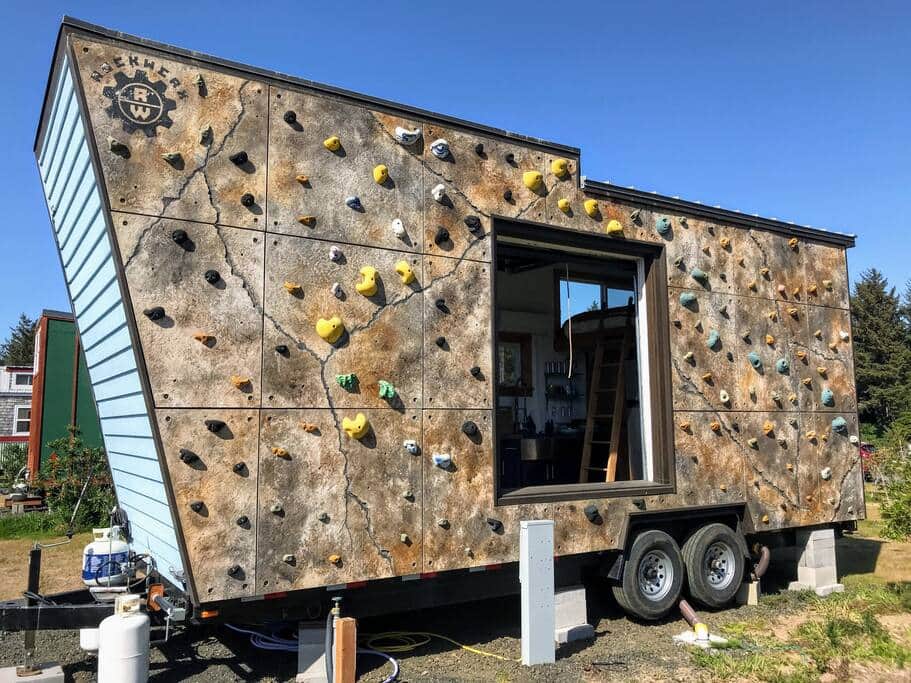 Climbing Wall - experienced climbers only